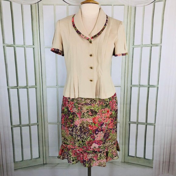 Danny & Nicole Dresses & Skirts - Danny & Nicole Skirt Suit Knee Length V-Neck 12P